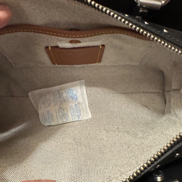 NWT - COACH Rogue Bag 26 With Rivets in Black Glove Tanned leather CU048 - Picture 8 of 10